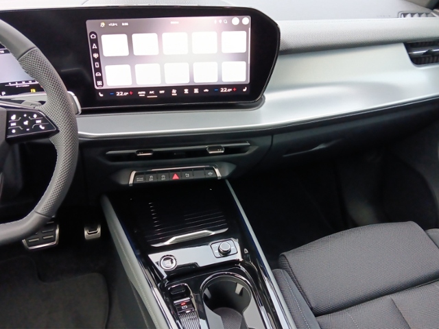 Q3 SUV TFSI 110 kW S tronic KLIMA LED NAVI ALU