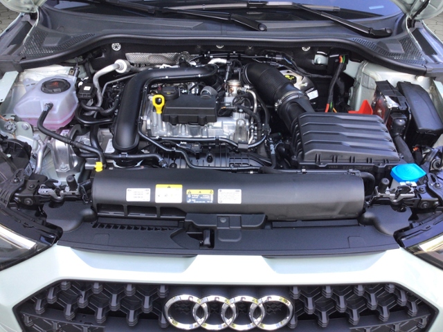 A1 allstreet 30 TFSI S tronic