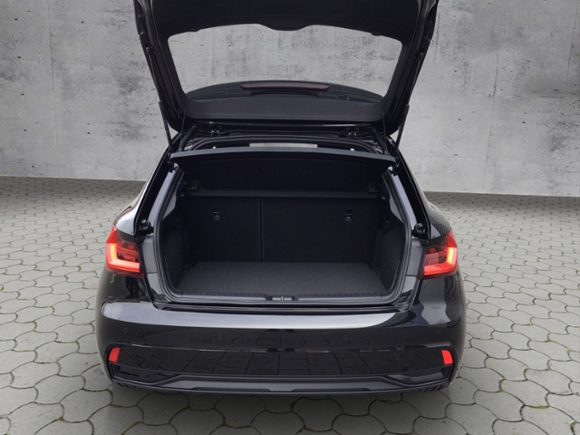 A1 Sportback advanced 30 TFSI S tronic