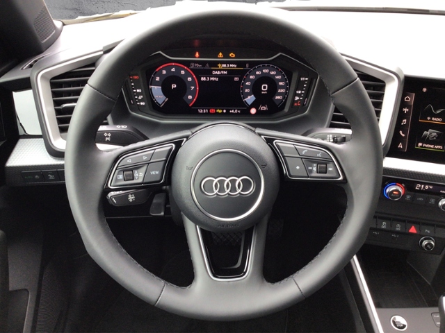 A1 Sportback advanced 30 TFSI S tronic