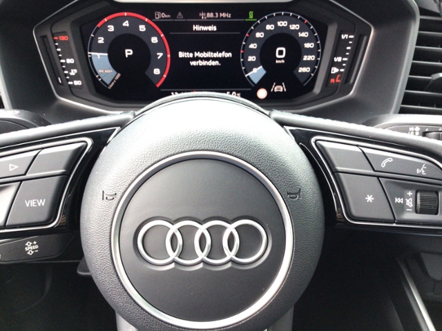 A1 allstreet 30 TFSI 85(116) kW(PS) S tronic