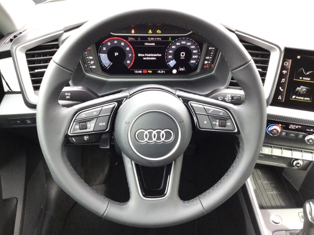 A1 allstreet 30 TFSI 85(116) kW(PS) S tronic