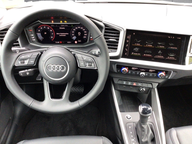 A1 allstreet 30 TFSI 85(116) kW(PS) S tronic