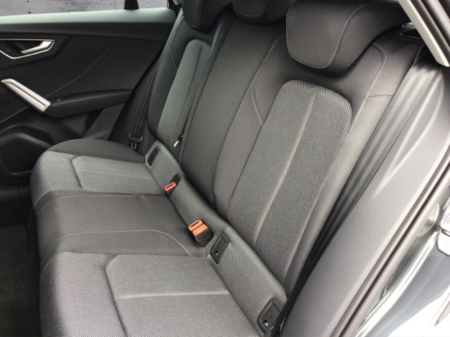 Q2 advanced 30 TFSI  Schaltgetriebe