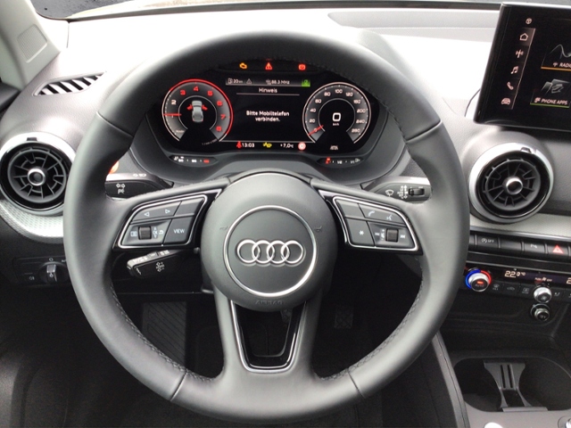 Q2 advanced 30 TFSI  Schaltgetriebe