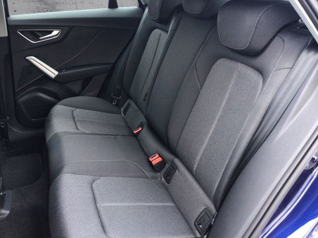 Q2 advanced 30 TFSI Schaltgetriebe