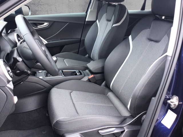 Q2 advanced 30 TFSI Schaltgetriebe