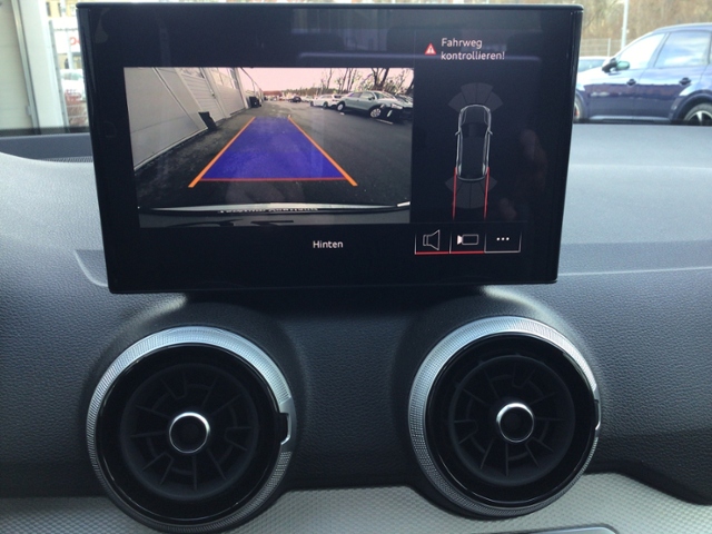 Q2 advanced 35 TFSI  S tronic