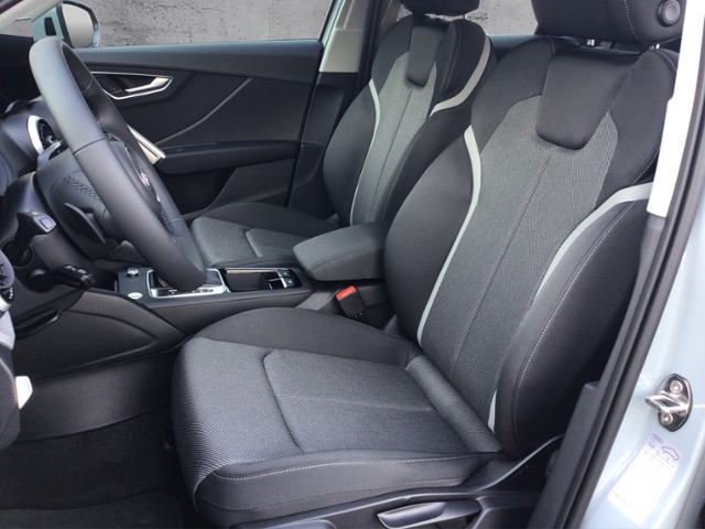 Q2 advanced 35 TFSI  S tronic