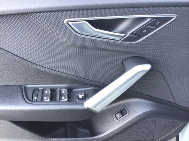 Q2 advanced 35 TFSI  S tronic