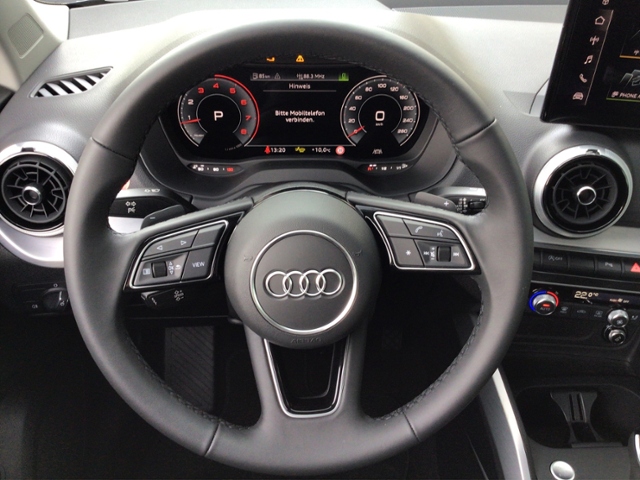 Q2 advanced 35 TFSI 110(150) kW(PS) S tronic
