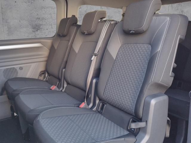 T7 Caravelle Life 2,0 TDI 4MOTION 110 kW 8-Gang-