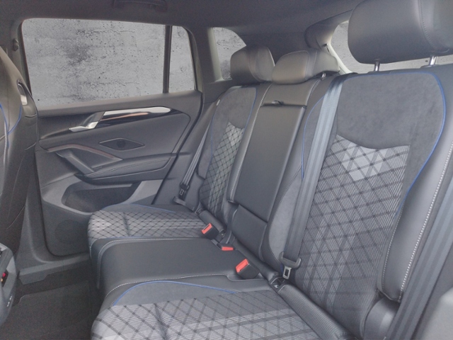 Tiguan R-line 2.0TDI DSG BlackStyle/IQ-Paket/Mat