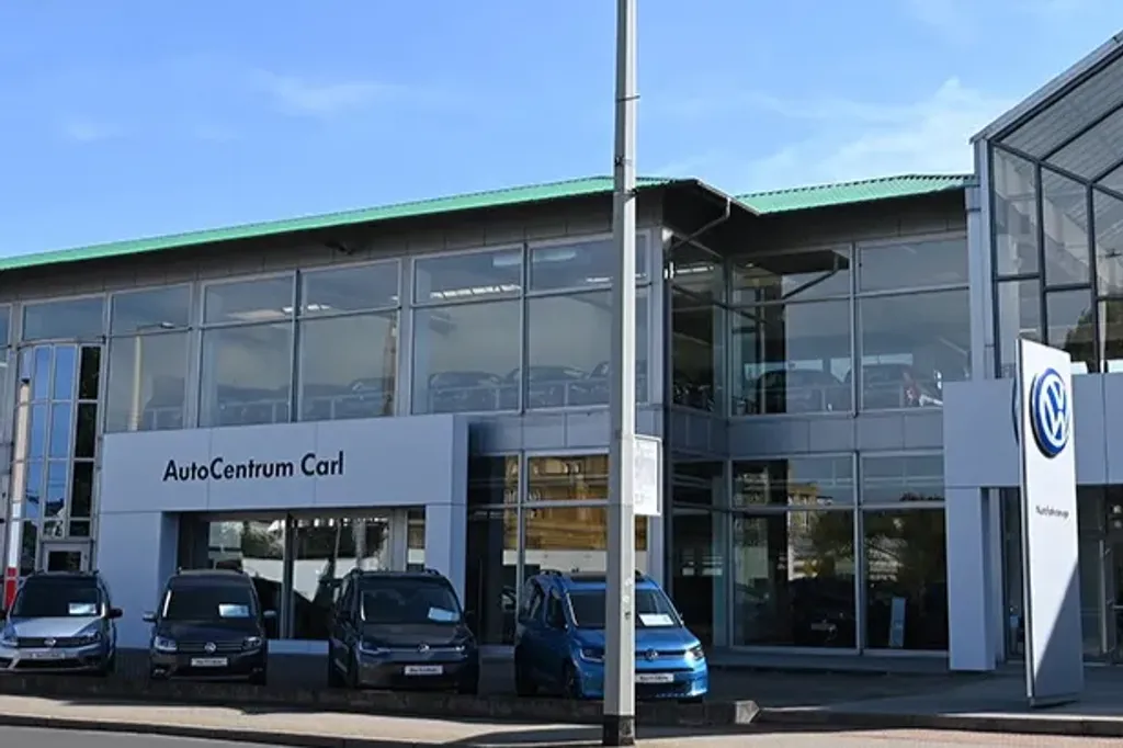 AutoCentrum Carl