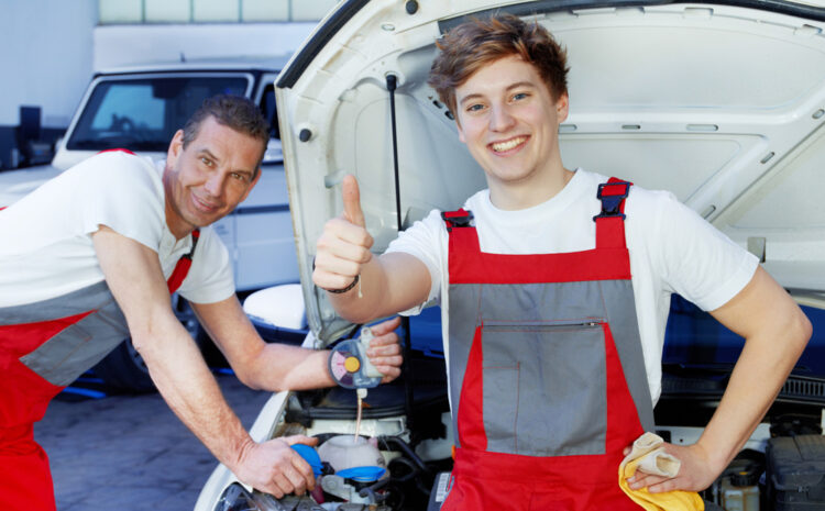  Azubi Kfz-Mechatroniker (m/w/d)