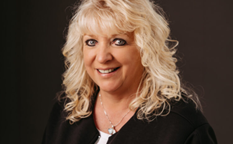  Jana Nestvogel